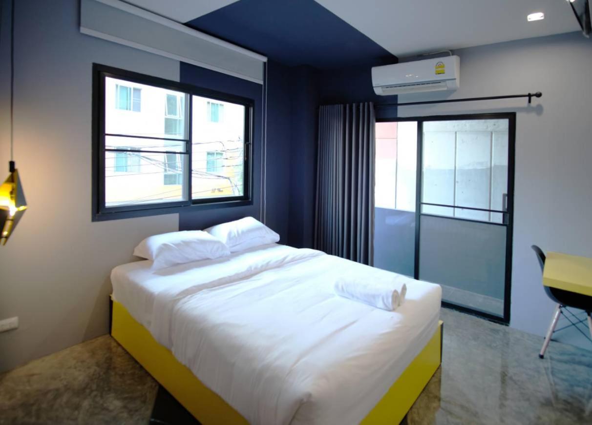 Ratch66 Huai Khwang Mrt Hotel Banguecoque Exterior foto